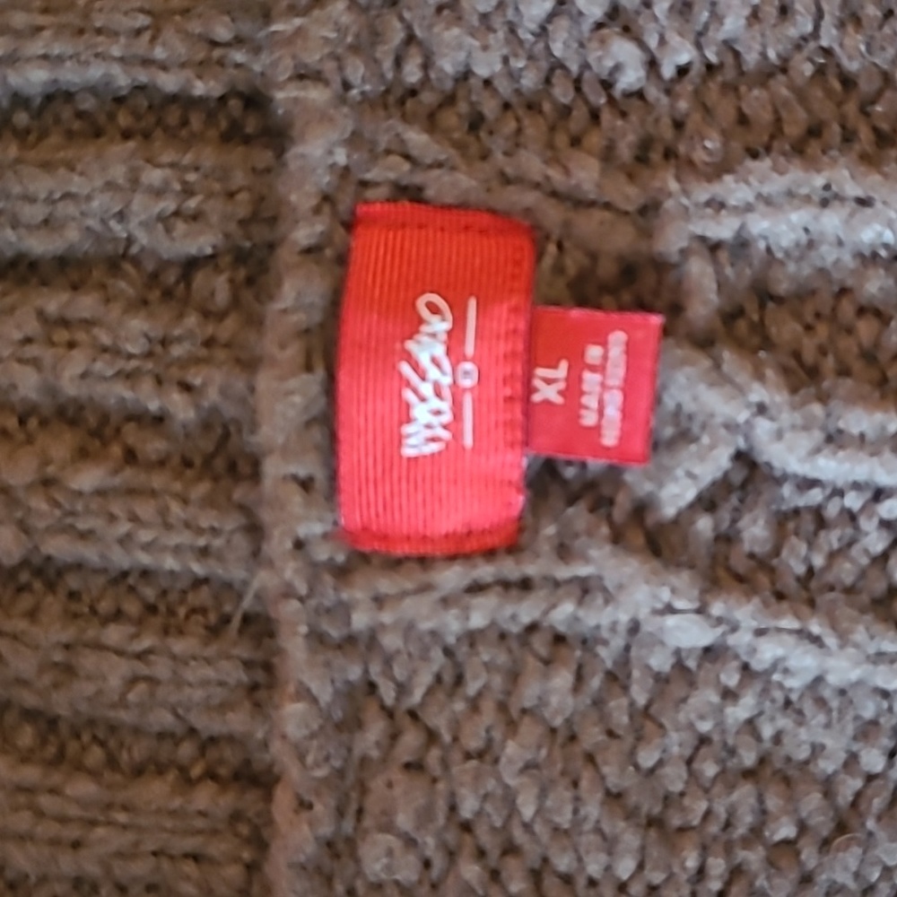 Soft brown shrug. Size XL.